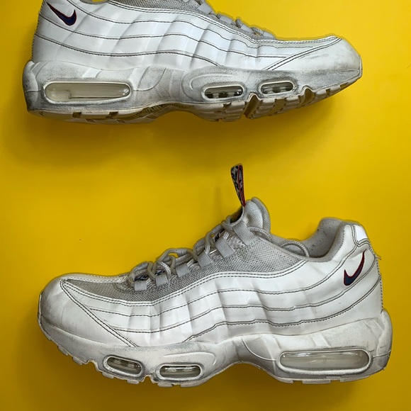 Nike Air Max 95 Shoes Mens Size 12 AJ1844-101 Nike Air Max 95 Shoes Mens Size 12 AJ1844-101